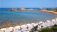foto plaz La Canneddi pri hoteli Red Sun Village v Canneddi - Isola Rossa na talianskom ostrove Sardinia