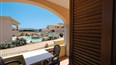 foto relaxacny bazen hotela Mimose Beach Village v Badesi na talianskom ostrove Sardinia