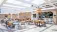 foto Lime bar pri bazene hotela Mangia´s Sardinia Resort v Santa Teresa Gallura na talianskom ostrove Sardinia
